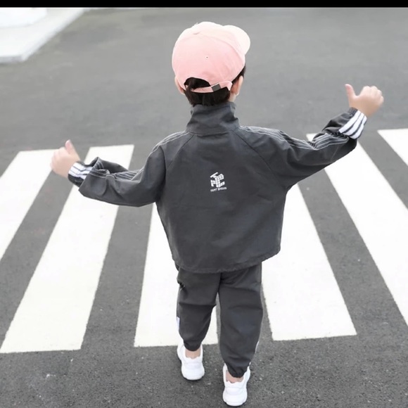 Kids Tracksuit Autumn Set - Picture 9 of 10